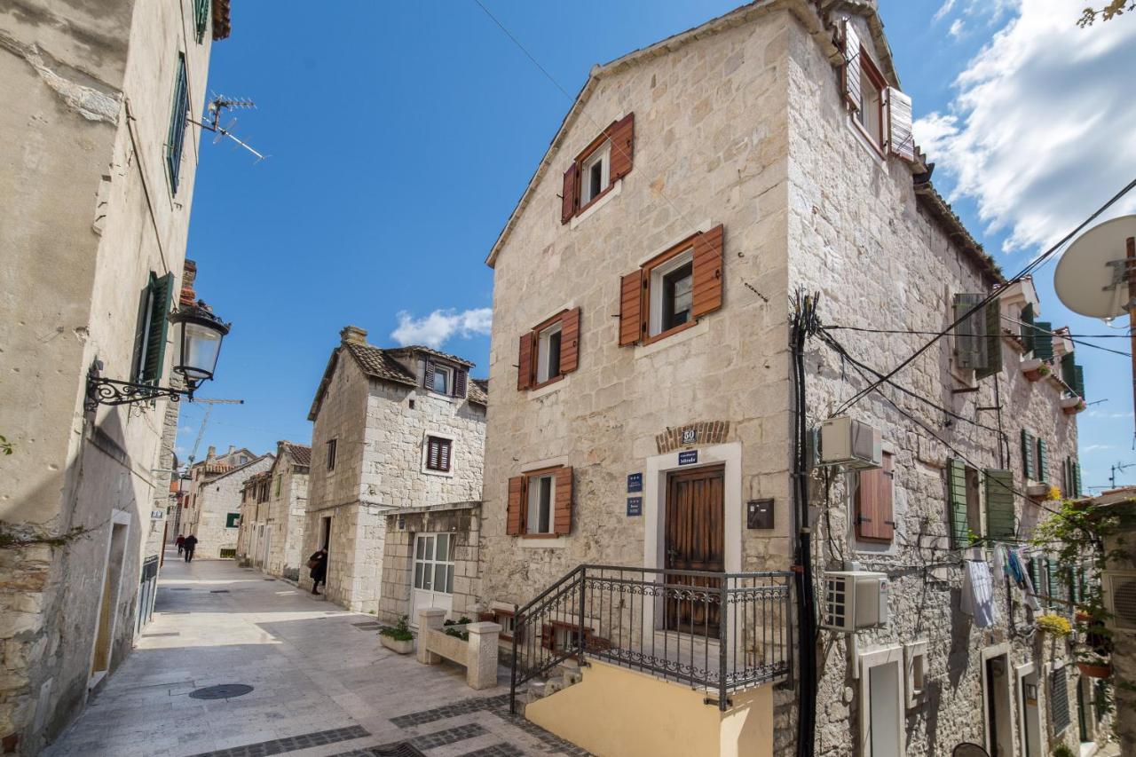 Guesthouse Mirula Сплит Экстерьер фото